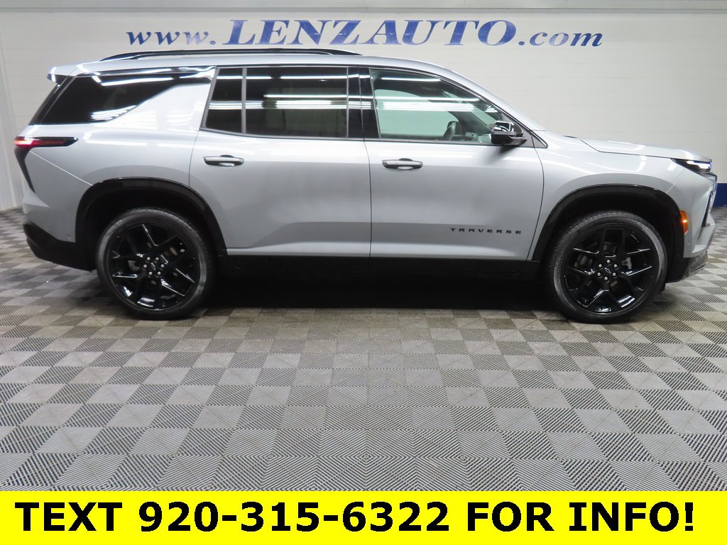 Used 2024 Chevrolet Traverse RS w/ LPO, Floor Liner Package video 2