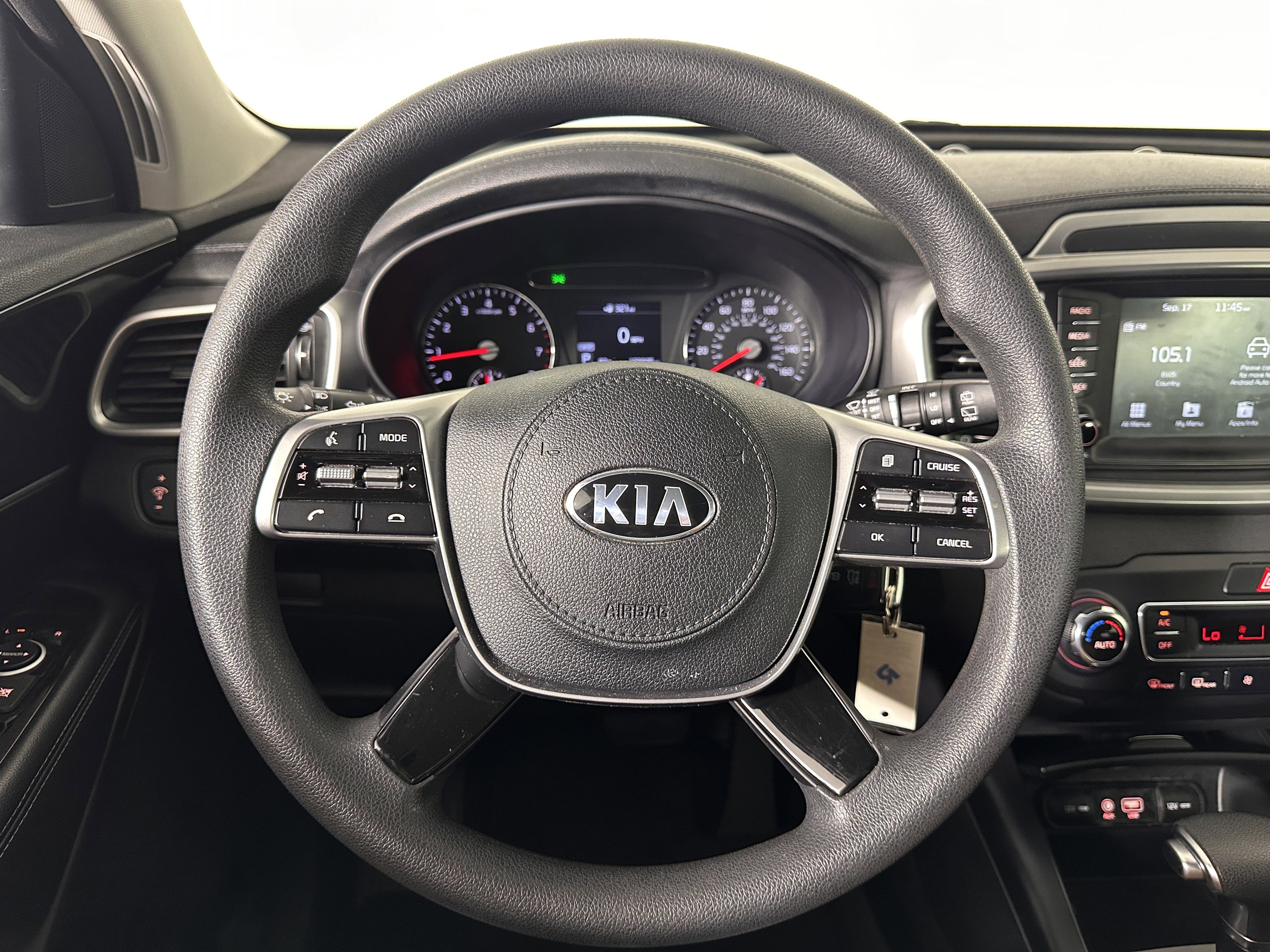 Used 2019 Kia Sorento LX image 24