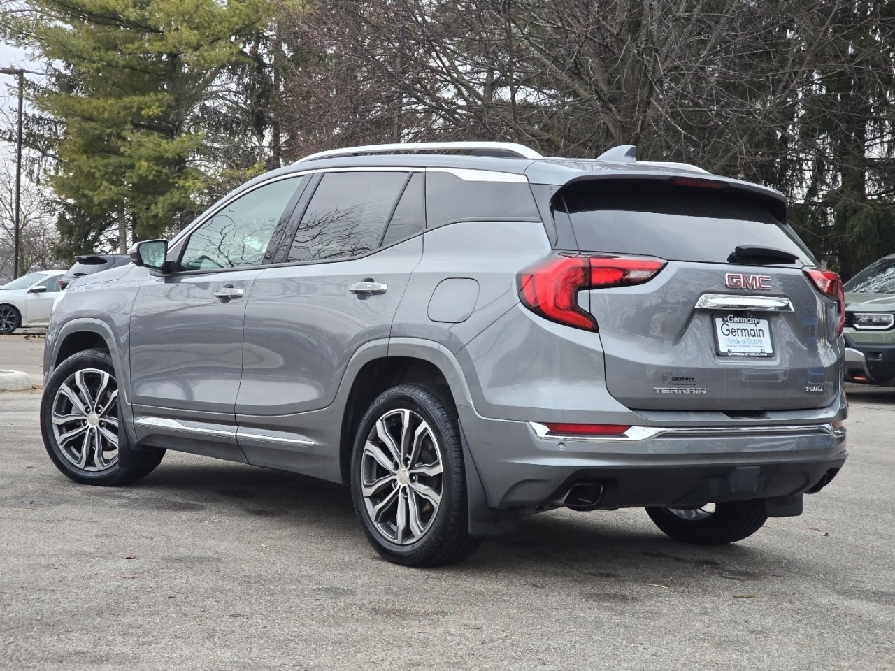 Used 2020 GMC Terrain Denali w/ Denali Premium Package image 16