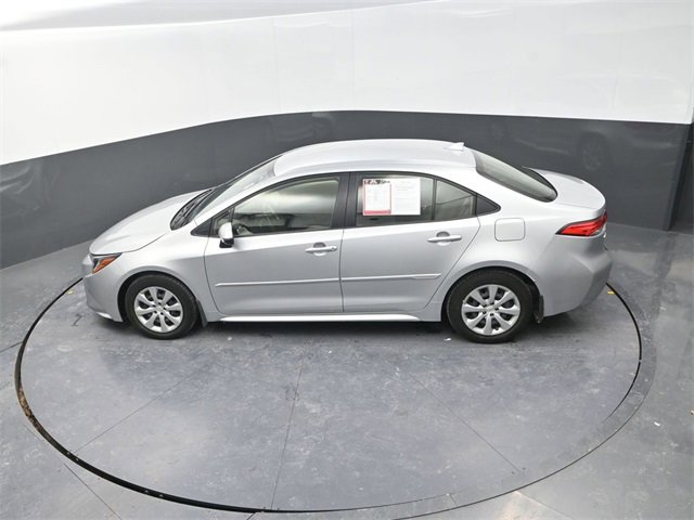 Used 2022 Toyota Corolla LE image 22