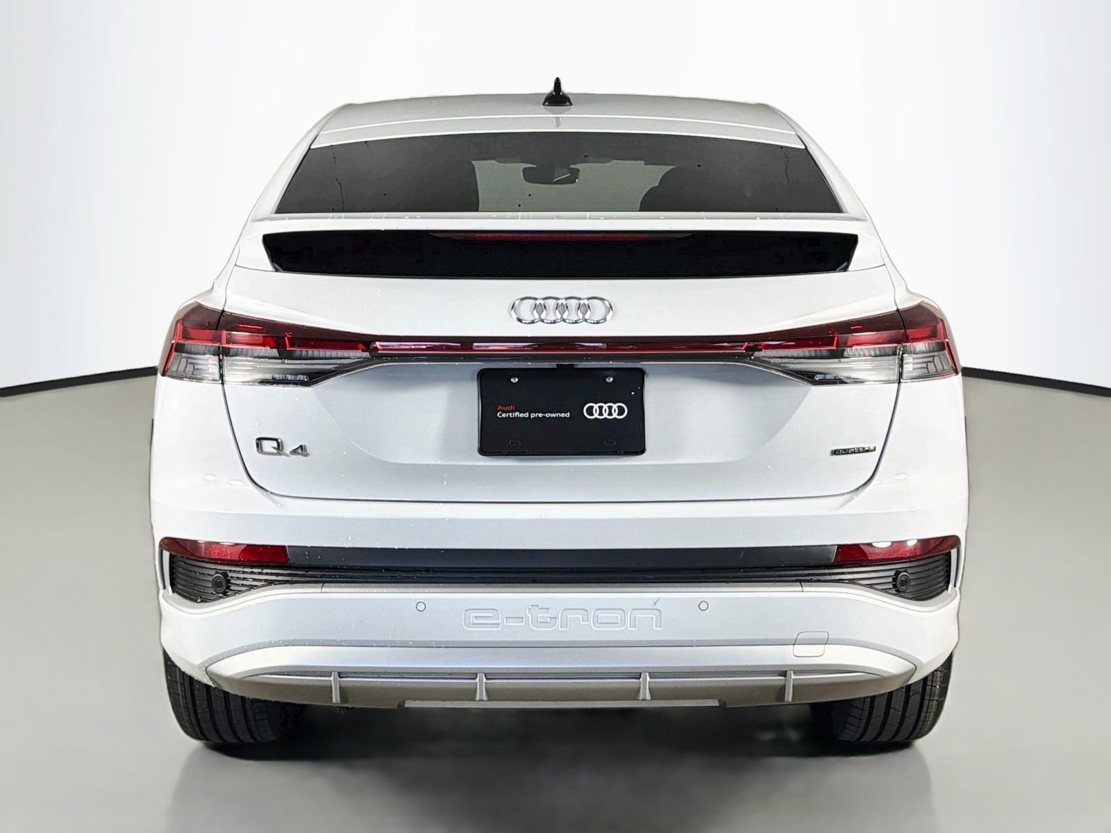 Certified 2023 Audi Q4 e-tron Premium Plus w/ Premium Plus AWD/4WD image 6