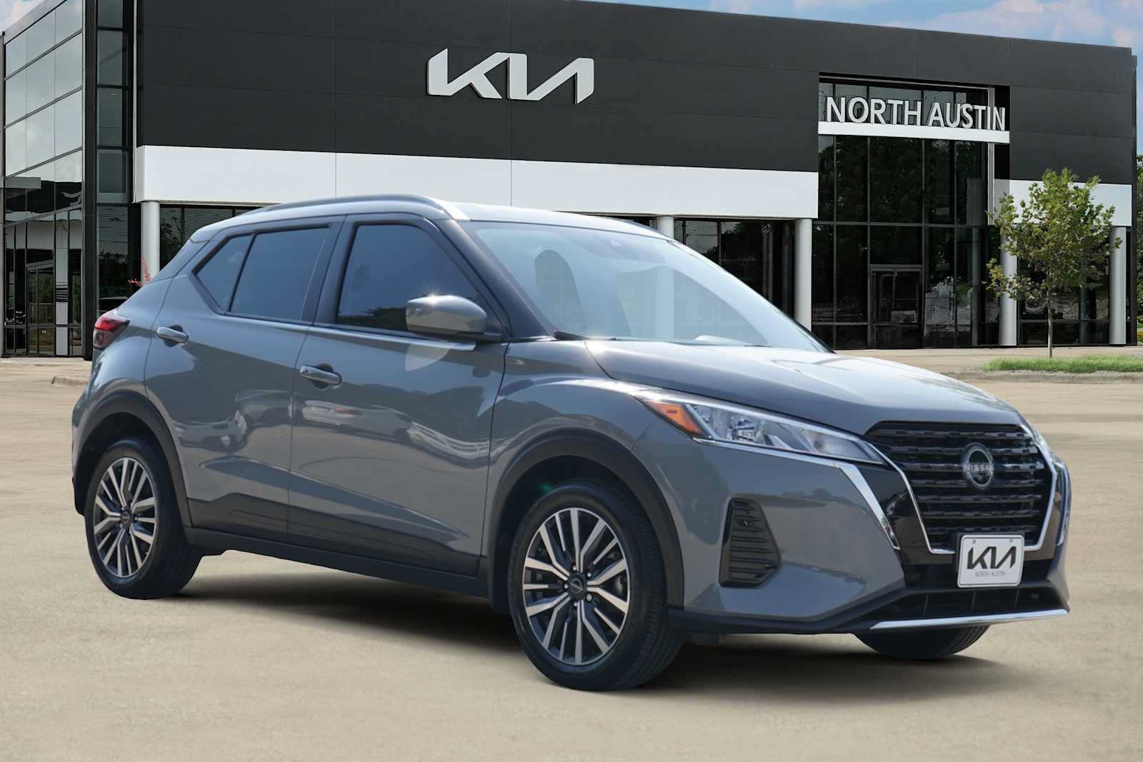 Used 2024 Nissan Kicks SV FWD image 7