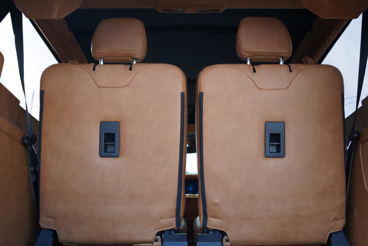 Used 2025 Ford Bronco Badlands image 72