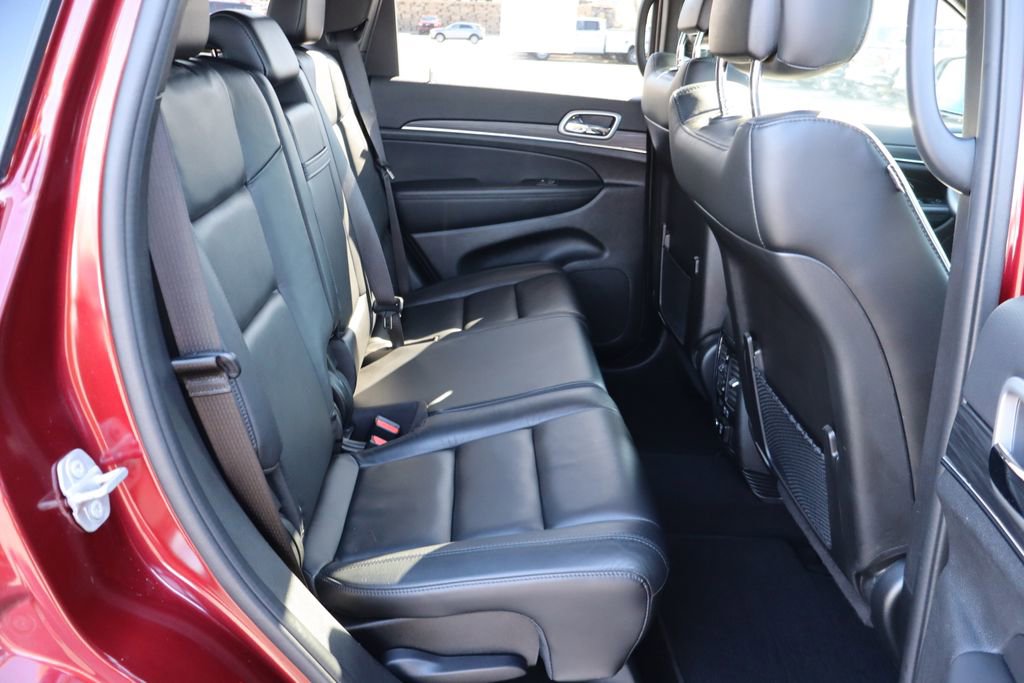 Used 2021 Jeep Grand Cherokee Limited AWD/4WD image 19