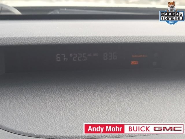 Used 2010 Subaru Outback 2.5i Premium AWD/4WD image 36