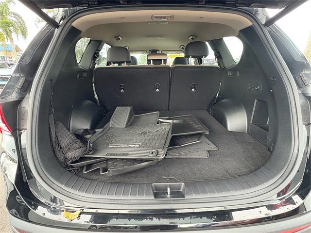 Used 2023 Hyundai Santa Fe SEL w/ Winter Weather Package image 12