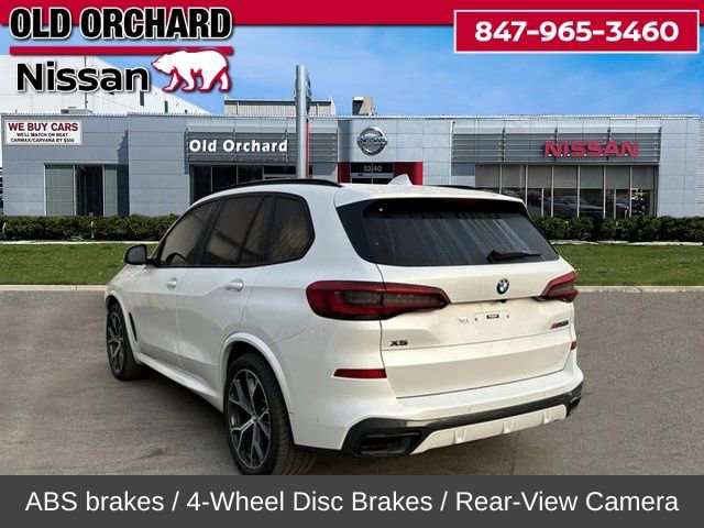 Used 2022 BMW X5 M50i w/ Premium Package image 9
