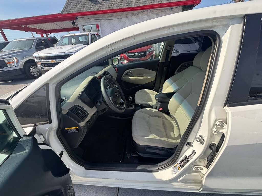 Used 2012 Kia Rio EX FWD image 12