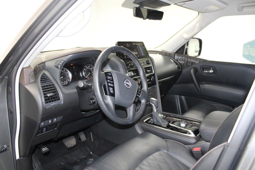 Used 2024 Nissan Armada Platinum w/ Captain's Chairs Package image 23