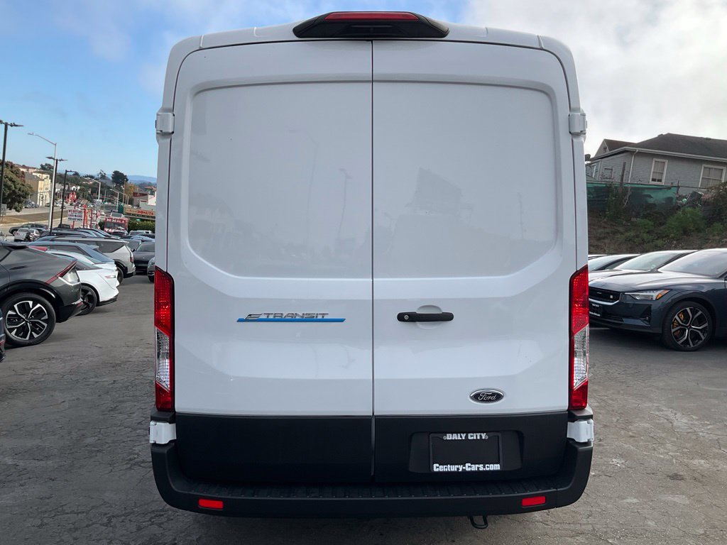 Used 2023 Ford E-Transit Medium Roof RWD image 5