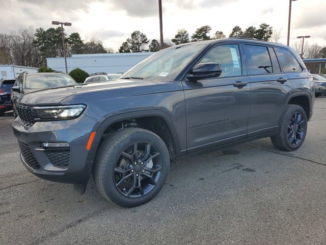 New 2025 Jeep Grand Cherokee Limited video 3