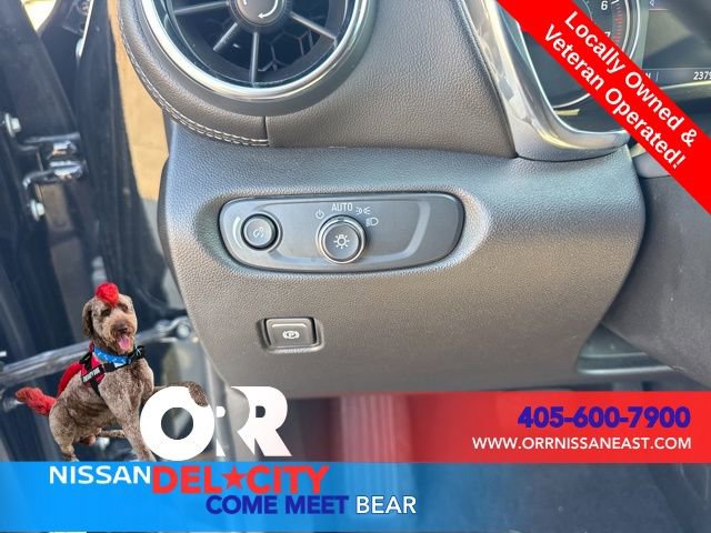 Used 2025 Chevrolet Blazer LT FWD image 23