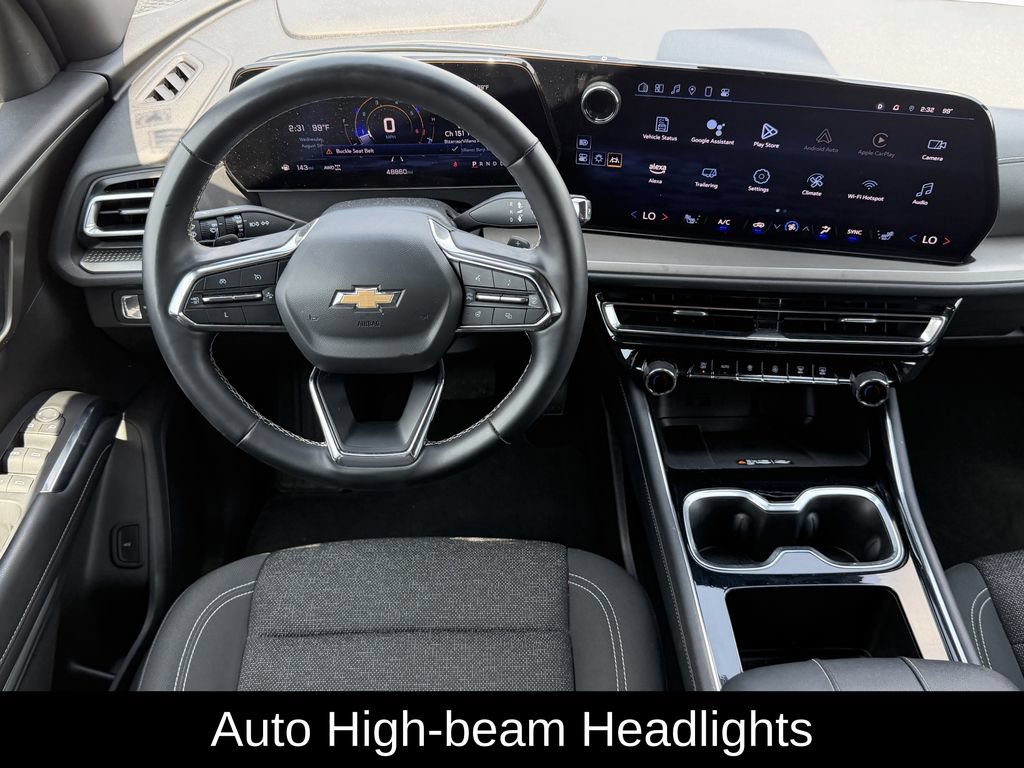 Used 2025 Chevrolet Traverse LT AWD/4WD image 13