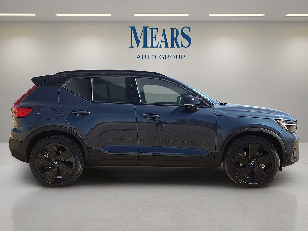 New 2026 Volvo XC40 B5 Ultra w/ Protection Package Premier AWD/4WD image 6
