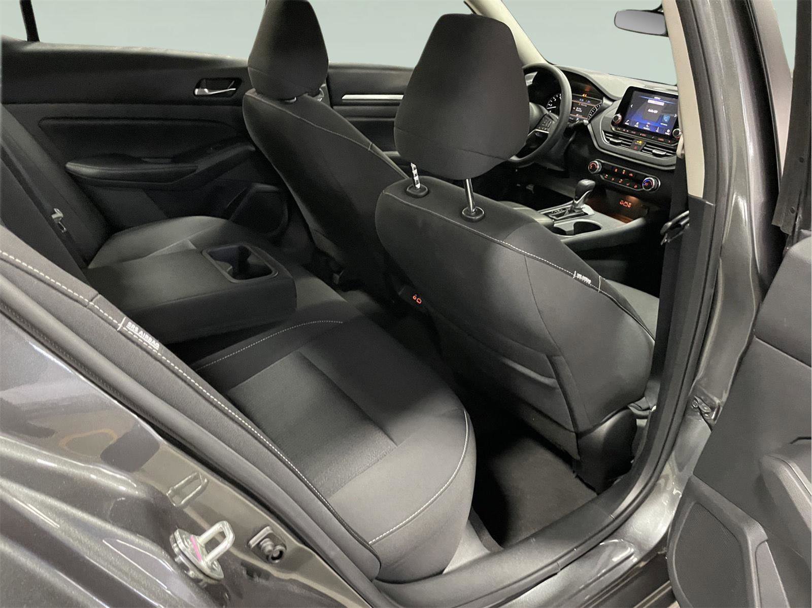 Used 2022 Nissan Altima 2.5 SV image 17