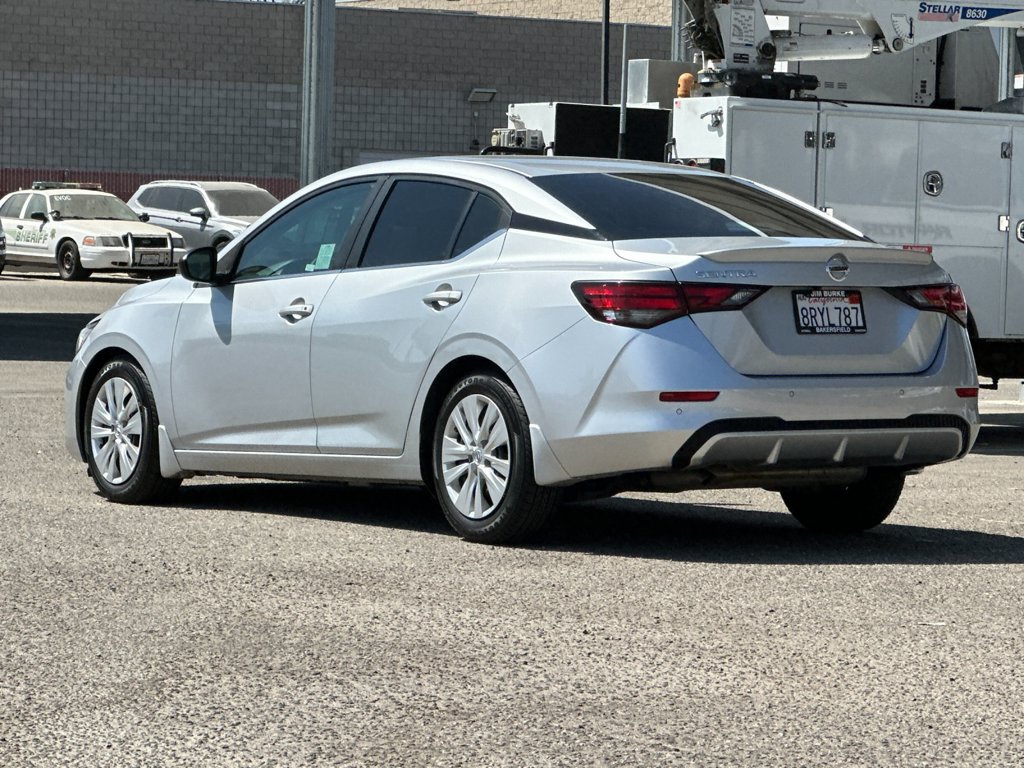 Used 2020 Nissan Sentra S FWD image 5