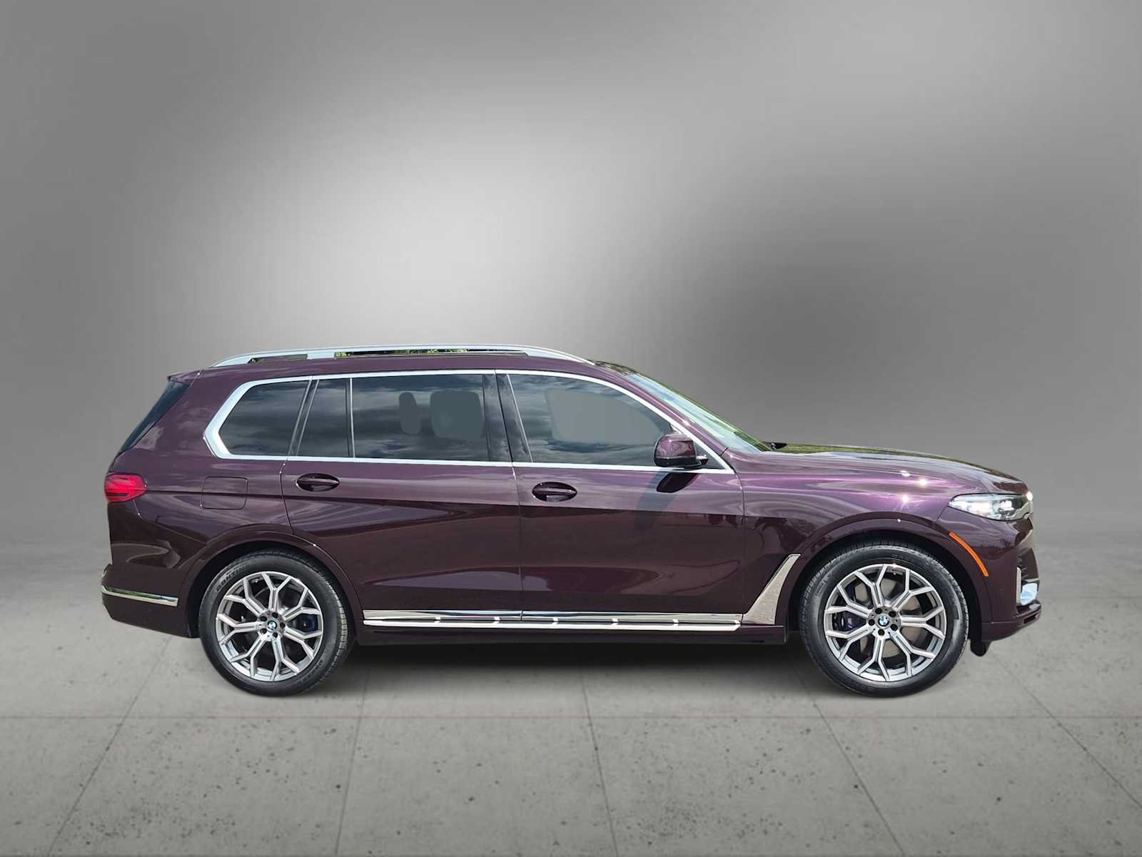 Used 2022 BMW X7 xDrive40i w/ Premium Package AWD/4WD image 9