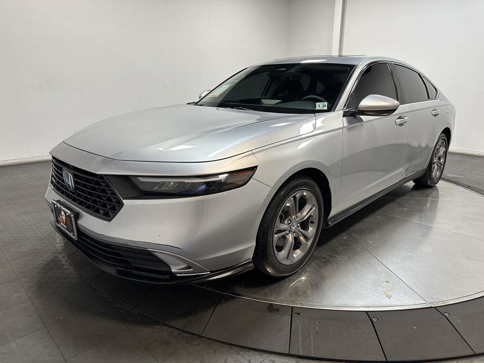 Used 2024 Honda Accord EX image 6