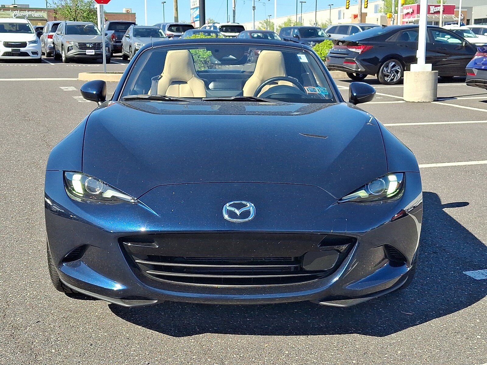 Used 2025 MAZDA MX-5 Miata RF Grand Touring image 2