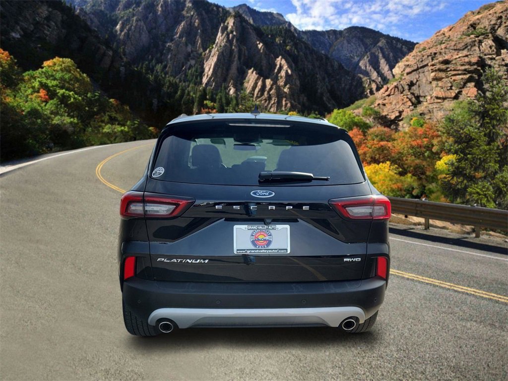 Used 2025 Ford Escape Platinum image 4
