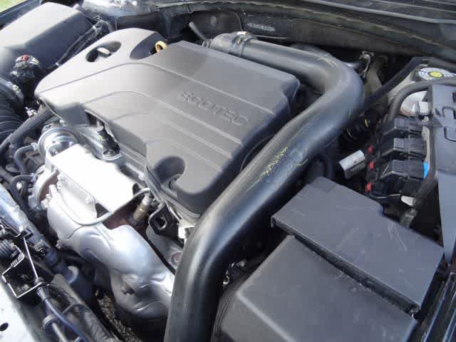 Used 2021 Chevrolet Malibu RS FWD image 32