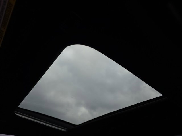 Used 2025 Toyota Camry XSE image 2