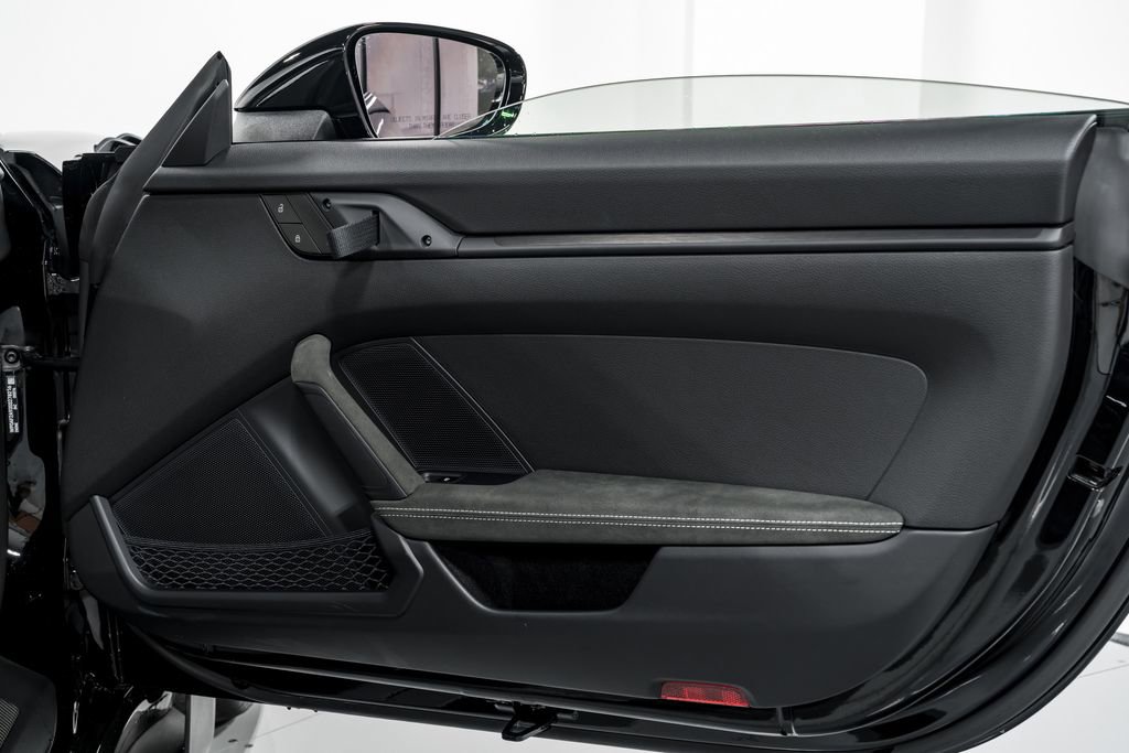 Used 2025 Porsche 911 GT3 RS RWD image 38