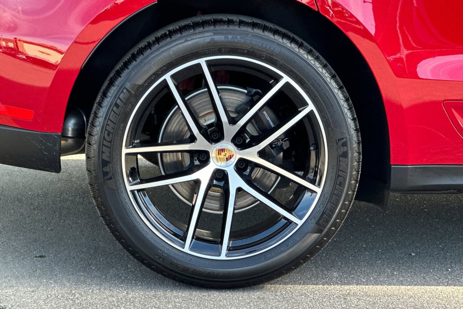 New 2026 Porsche Macan AWD/4WD image 43