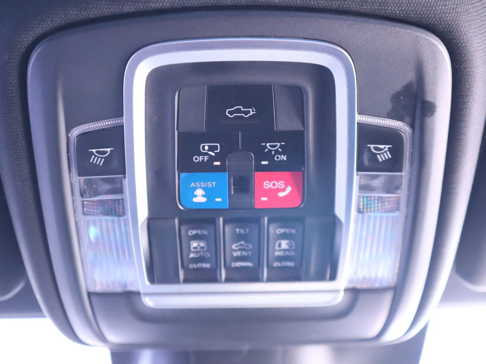 Used 2021 RAM 2500 Limited AWD/4WD image 45