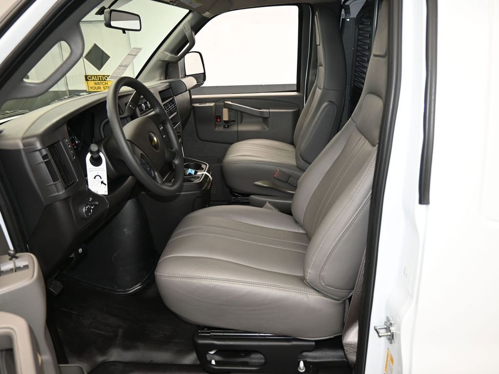 New 2025 Chevrolet Express 2500 w/ Driver Convenience Package image 11