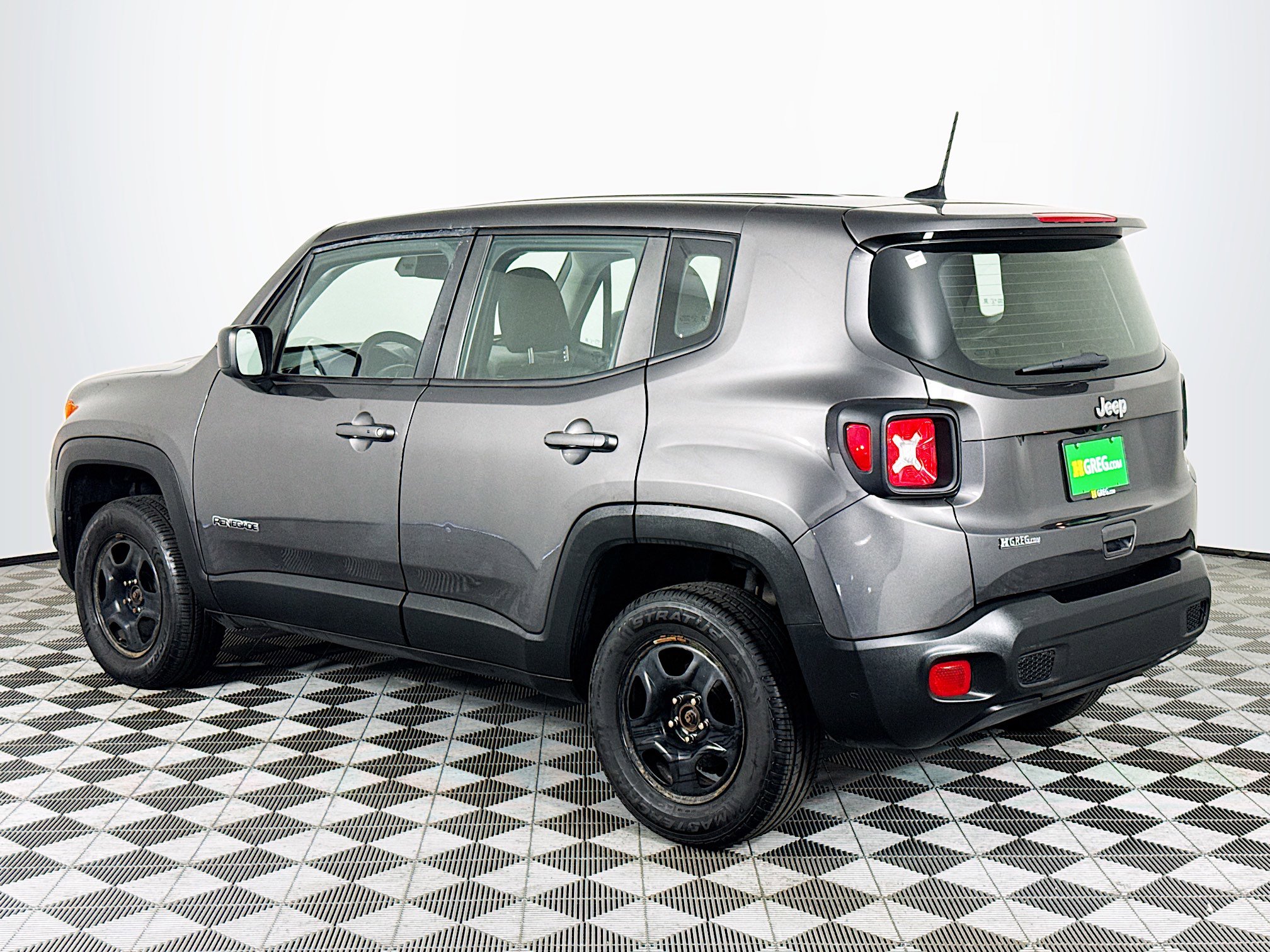 Used 2019 Jeep Renegade Sport w/ UConnect 7.0 Group AWD/4WD image 6