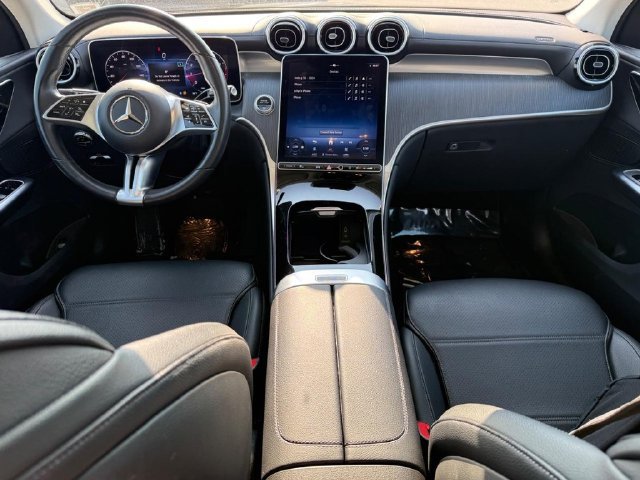 Used 2023 Mercedes-Benz GLC 300 image 14