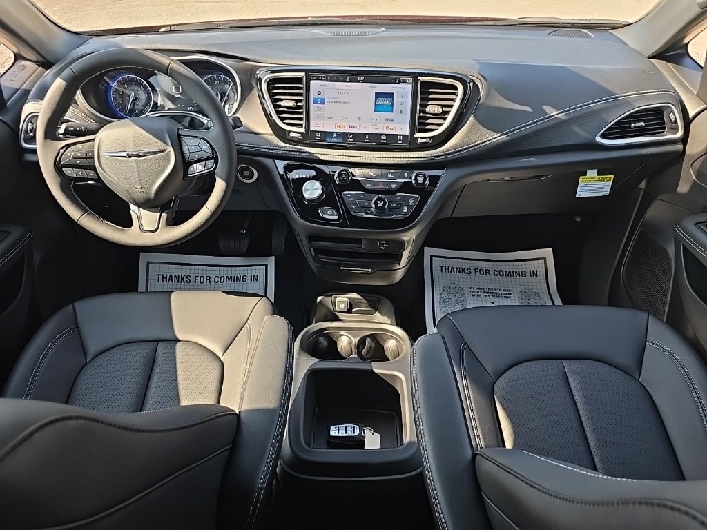 New 2026 Chrysler Pacifica Select image 23