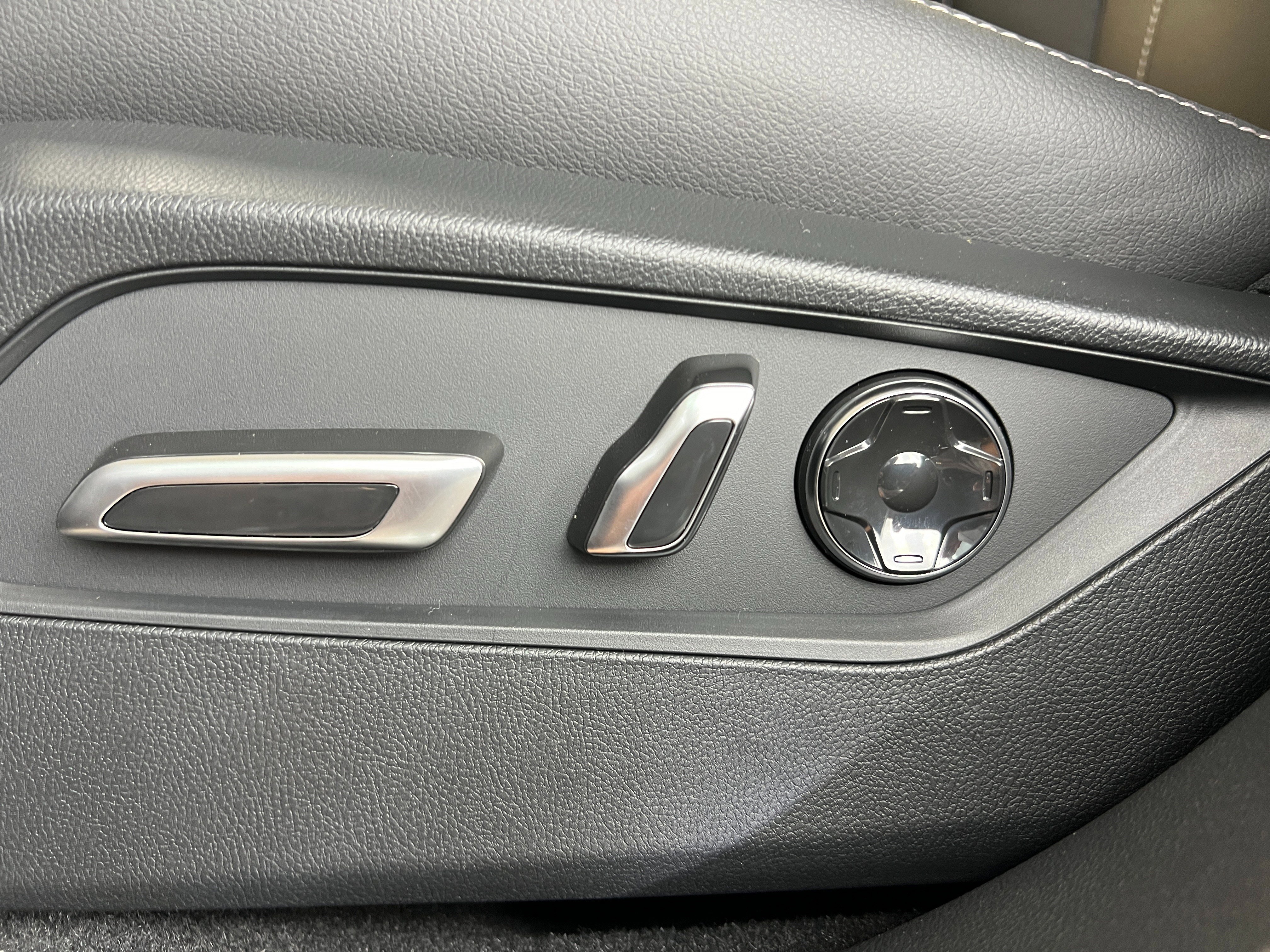 New 2026 Acura RDX SH-AWD image 24