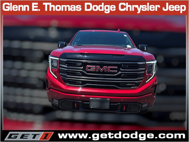 Used 2025 GMC Sierra 1500 AT4 w/ AT4 Premium Package AWD/4WD image 2
