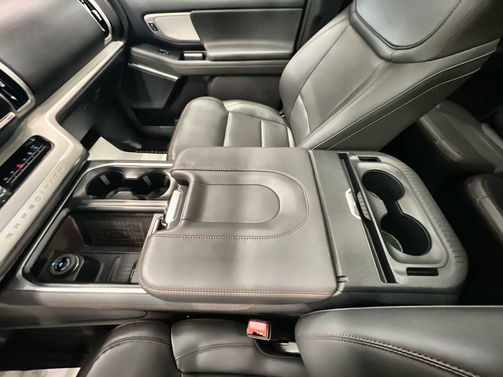 Used 2025 Ford Expedition Max Active image 23