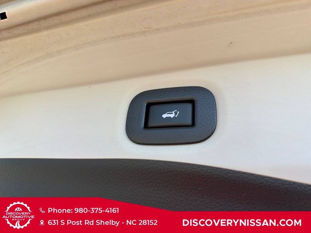 Certified 2019 Nissan Rogue SV w/ Premium Package FWD image 35