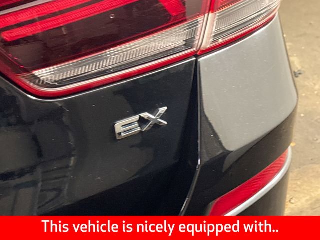 Used 2020 Kia Optima Premium image 2