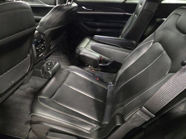Used 2025 Jeep Grand Cherokee L Limited AWD/4WD image 12