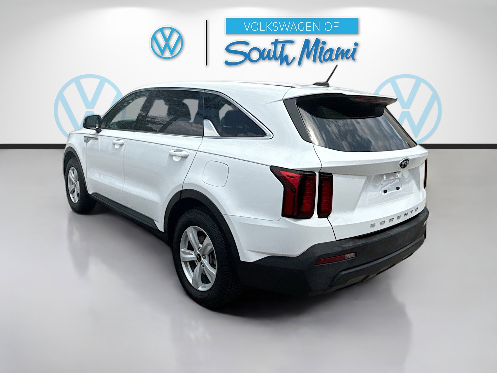 Used 2021 Kia Sorento LX FWD image 5