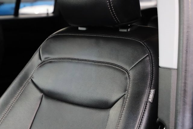 Used 2023 Ford Explorer Limited image 15