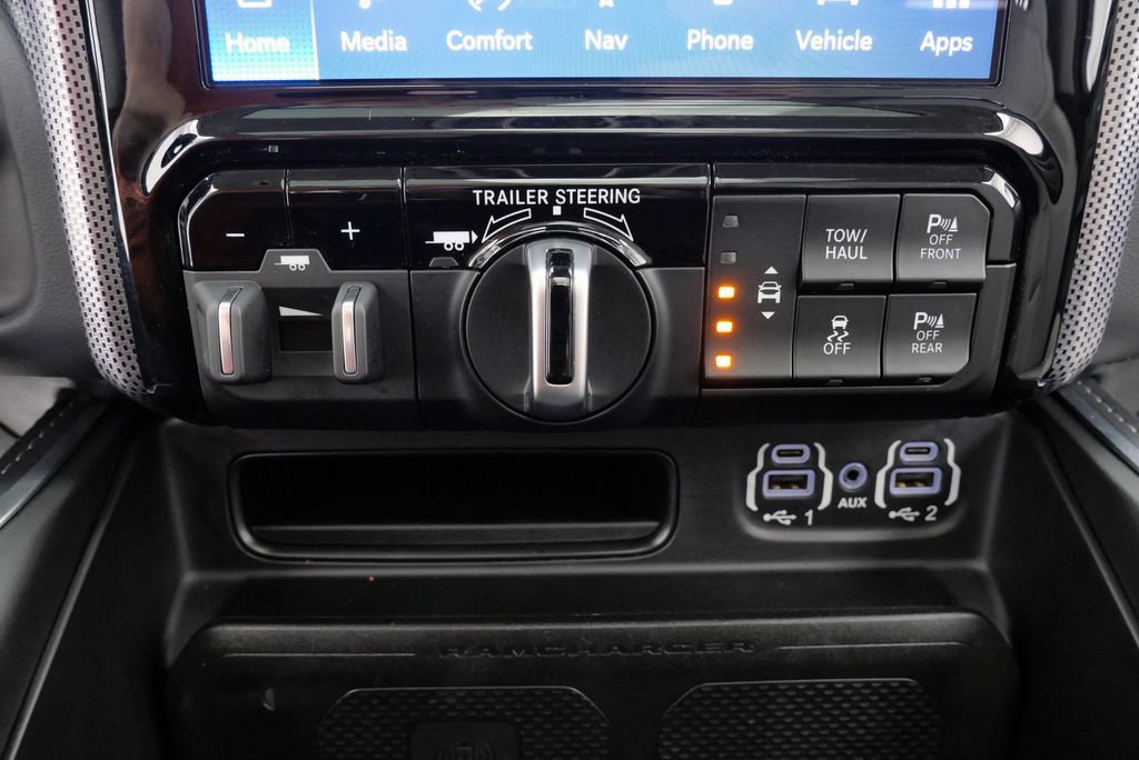Used 2024 RAM 1500 Limited AWD/4WD image 32