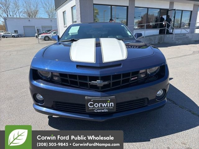 Used 2011 Chevrolet Camaro SS w/ RS Package image 2