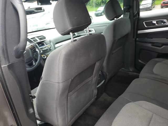 Used 2017 Ford Explorer XLT AWD/4WD image 14
