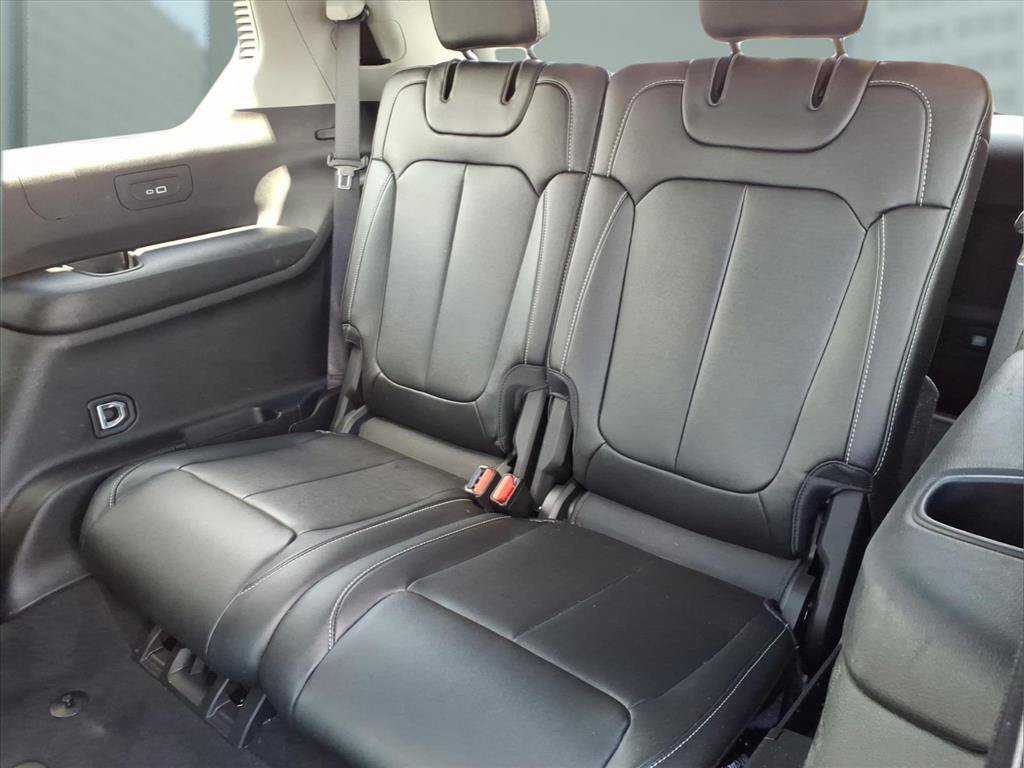 Used 2023 Jeep Grand Cherokee L Limited AWD/4WD image 20