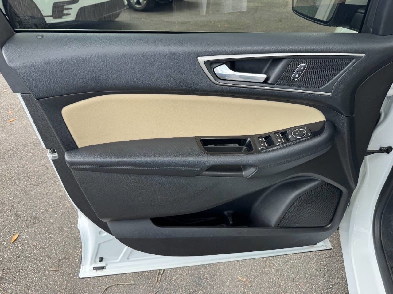 Used 2017 Ford Edge SEL w/ Equipment Group 201A FWD image 40