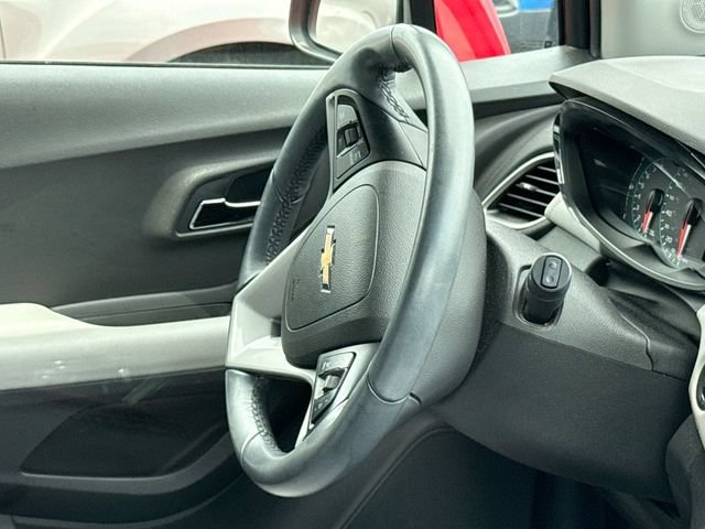 Used 2018 Chevrolet Trax LT w/ Driver Confidence Package FWD image 12
