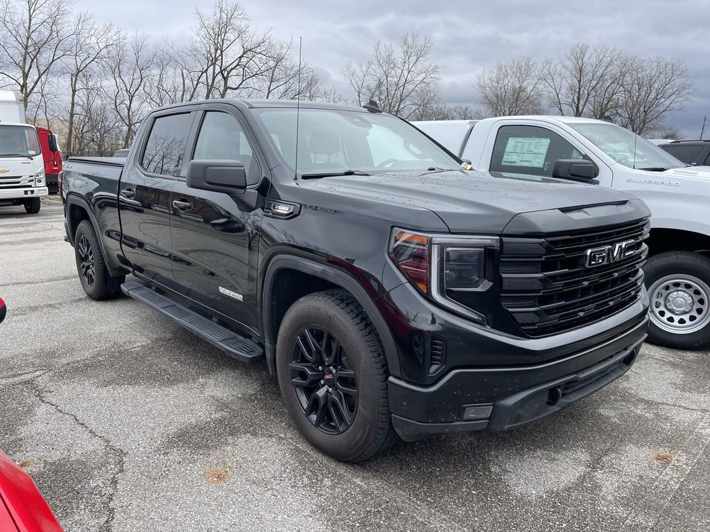 Used 2022 GMC Sierra 1500 Elevation w/ Preferred Package image 13