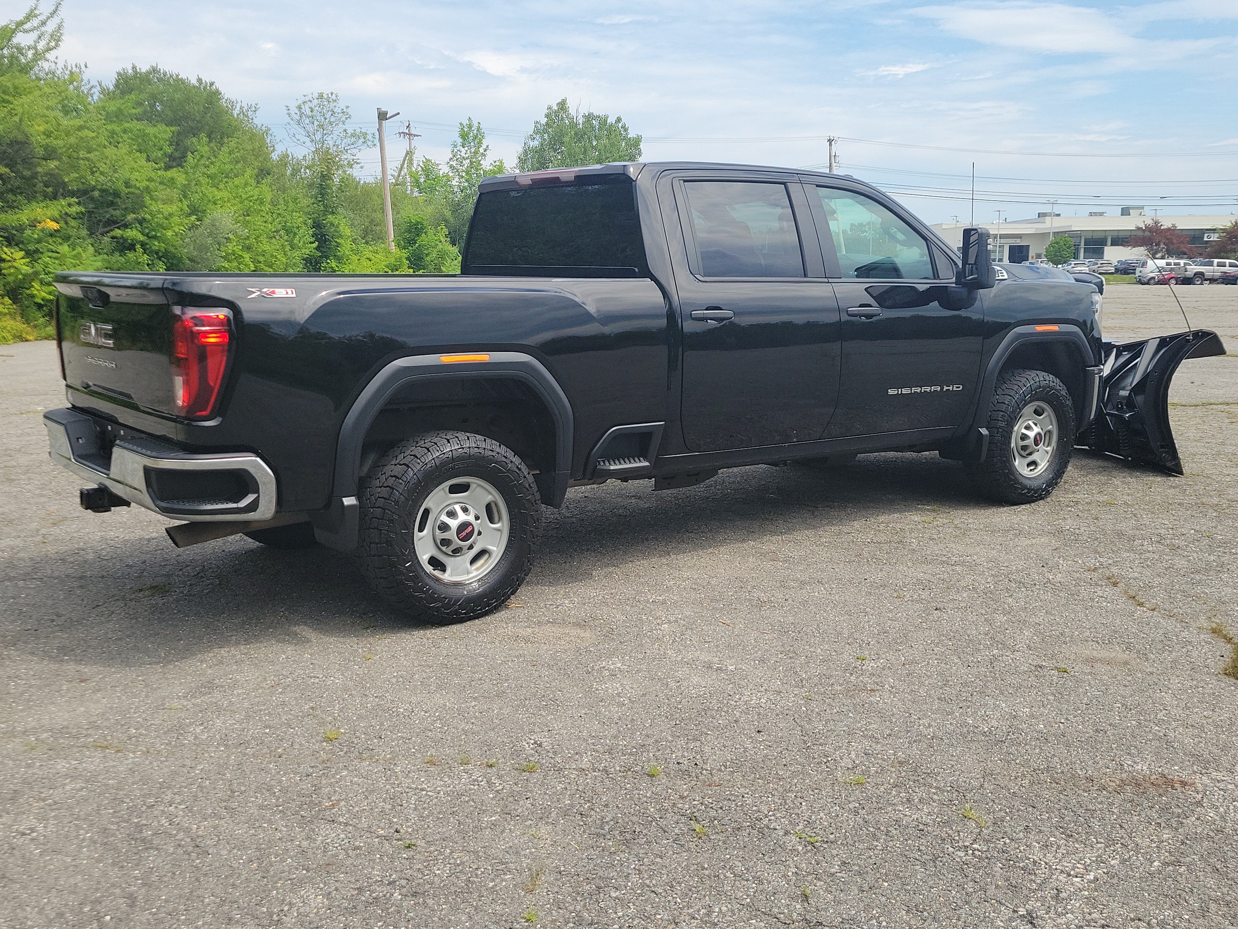 Used 2025 GMC Sierra 2500 Pro w/ Convenience Package AWD/4WD image 5