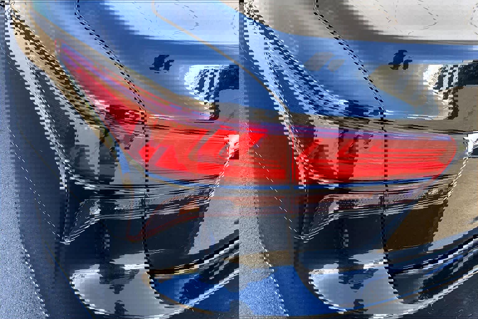 Used 2022 Lexus LS 500 w/ Accessory Package (Z1) image 27